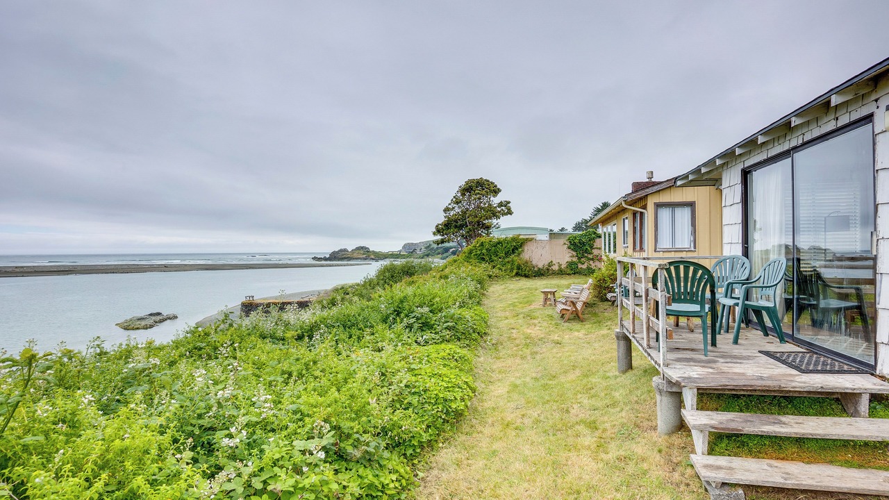Photo of Patio Balcony in Smith River