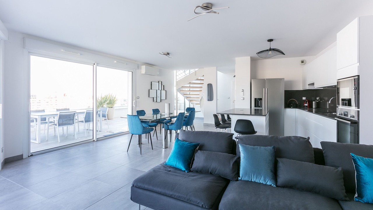 Photo of Livingroom in Aiguerelles