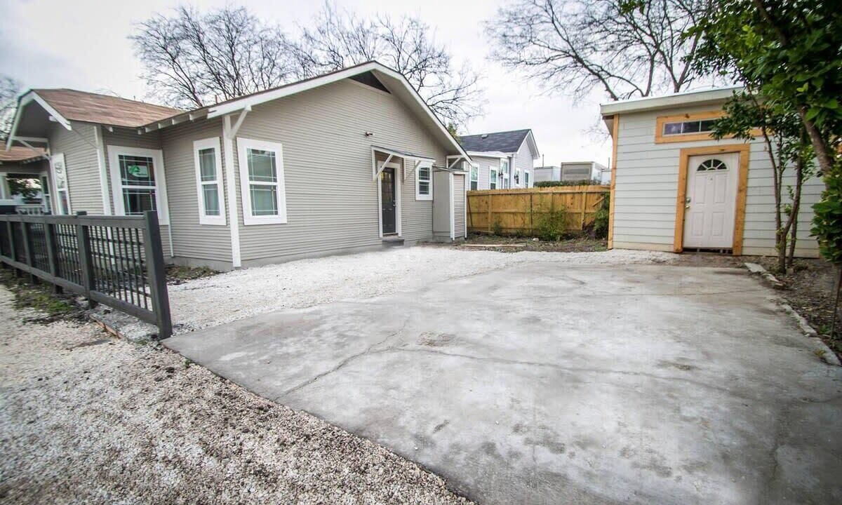 Photo of Outdoor in Near East Side