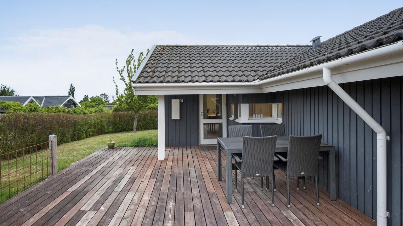 Photo of Others in Næs