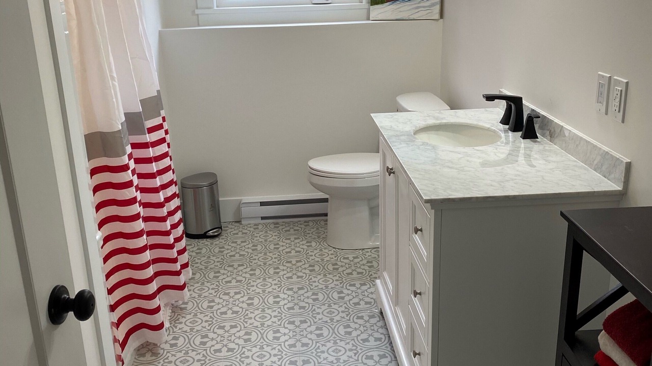 Photo of Bathroom in Mermaid