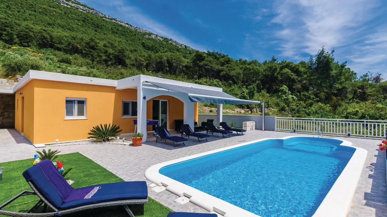Photo of Outdoor in Kobas