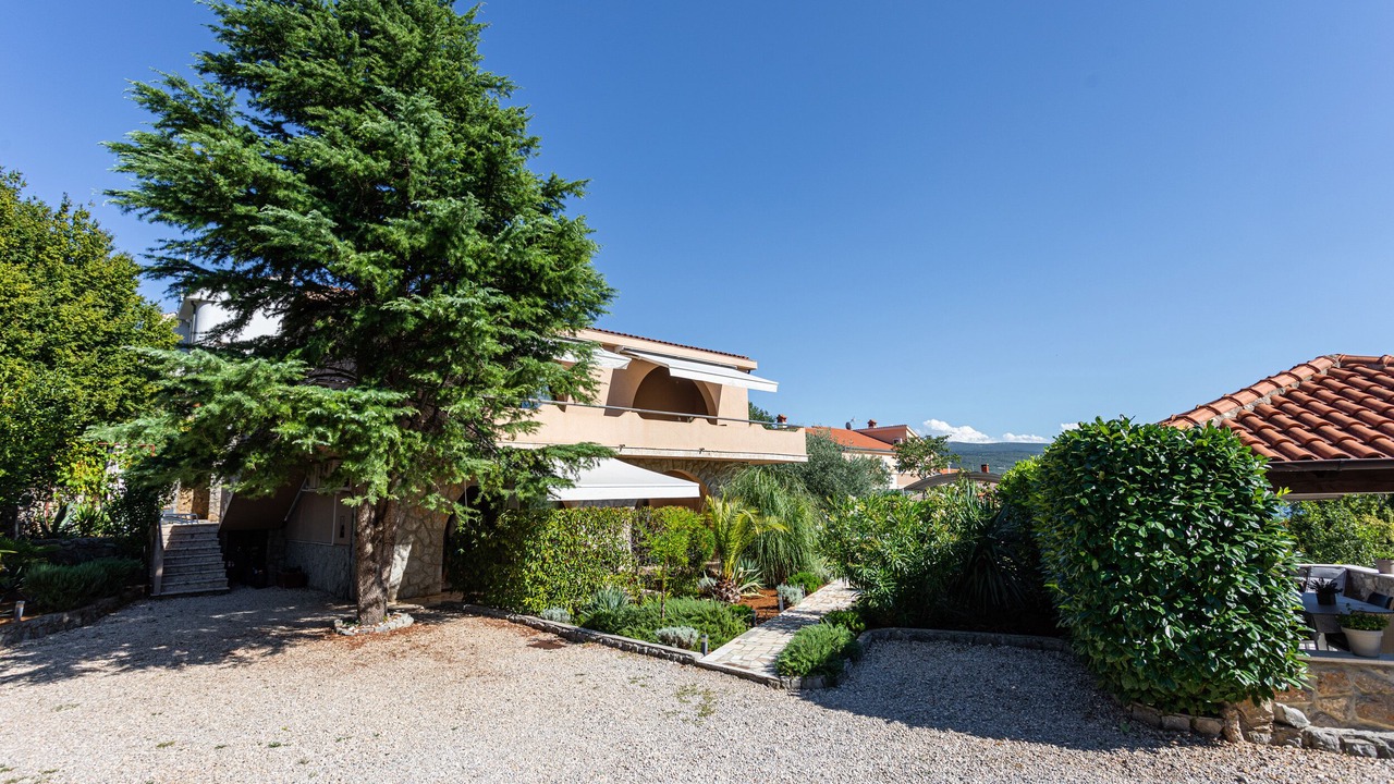 Photo of Outdoor in Kornic