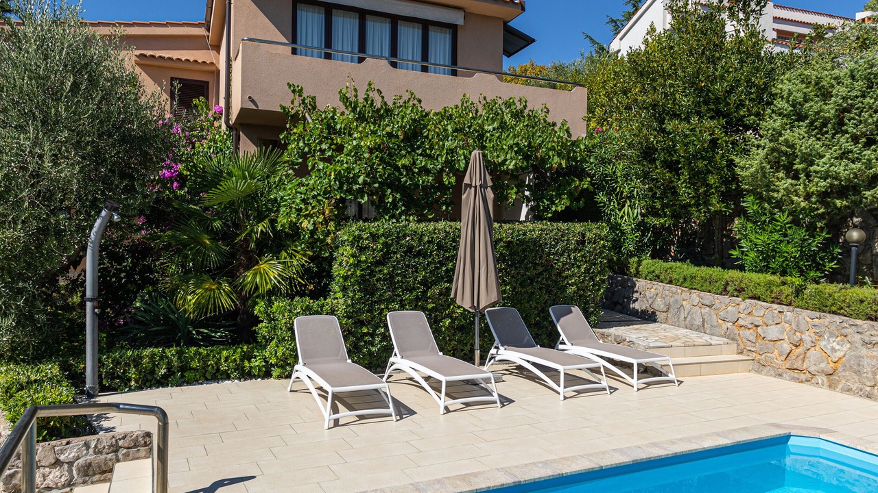 Photo of Outdoor in Kornic