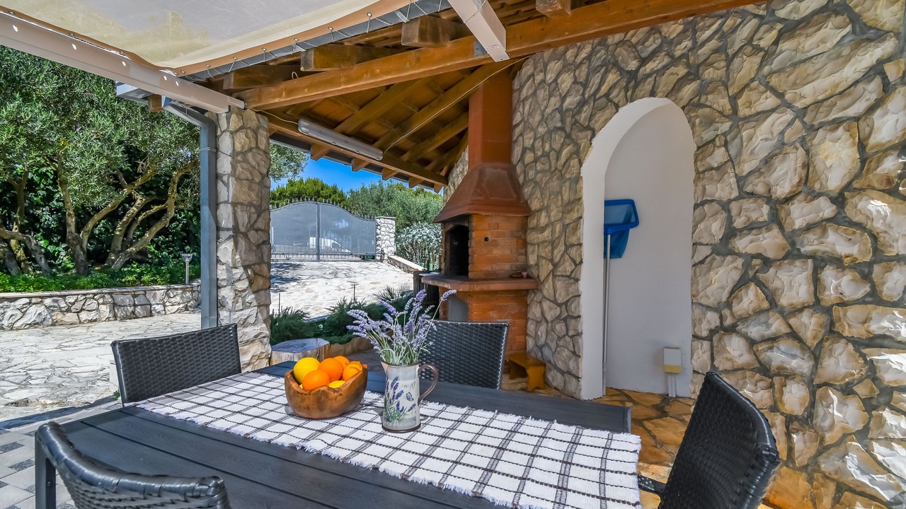 Photo of Outdoor in Slatine