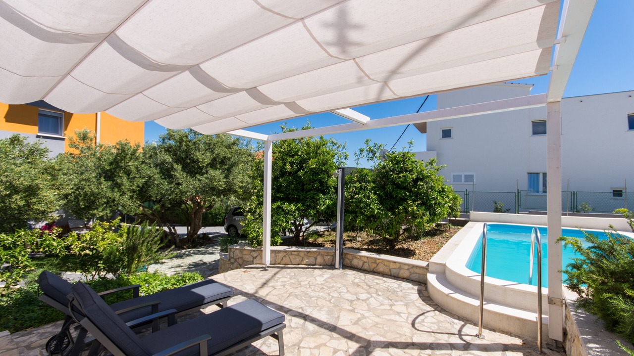 Photo of Outdoor in Slatine