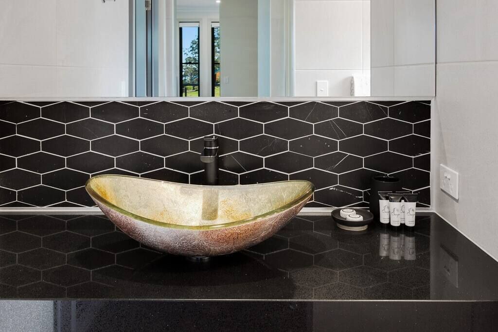 Photo of Bathroom in Ravensbourne