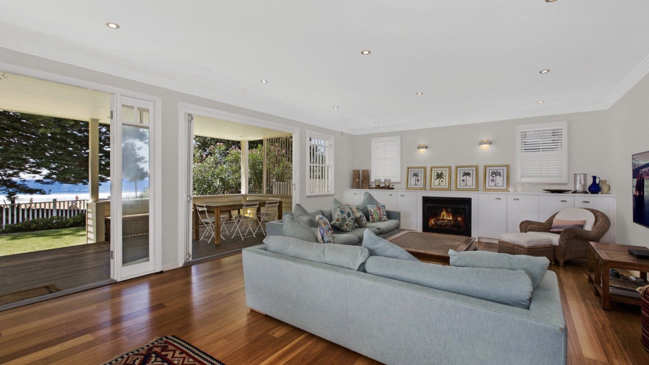 Photo of Livingroom in Avoca Beach