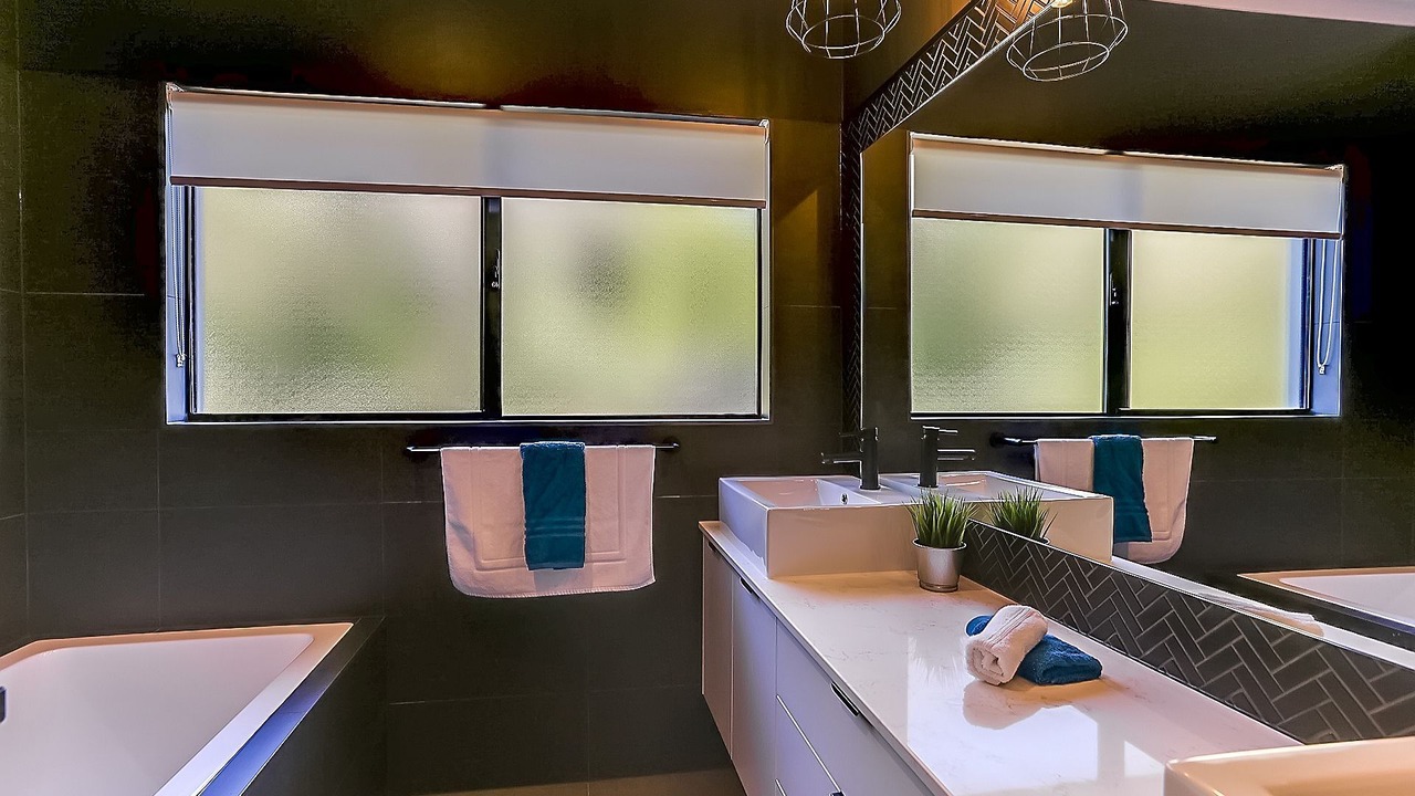 Photo of Bathroom in Castaways Beach