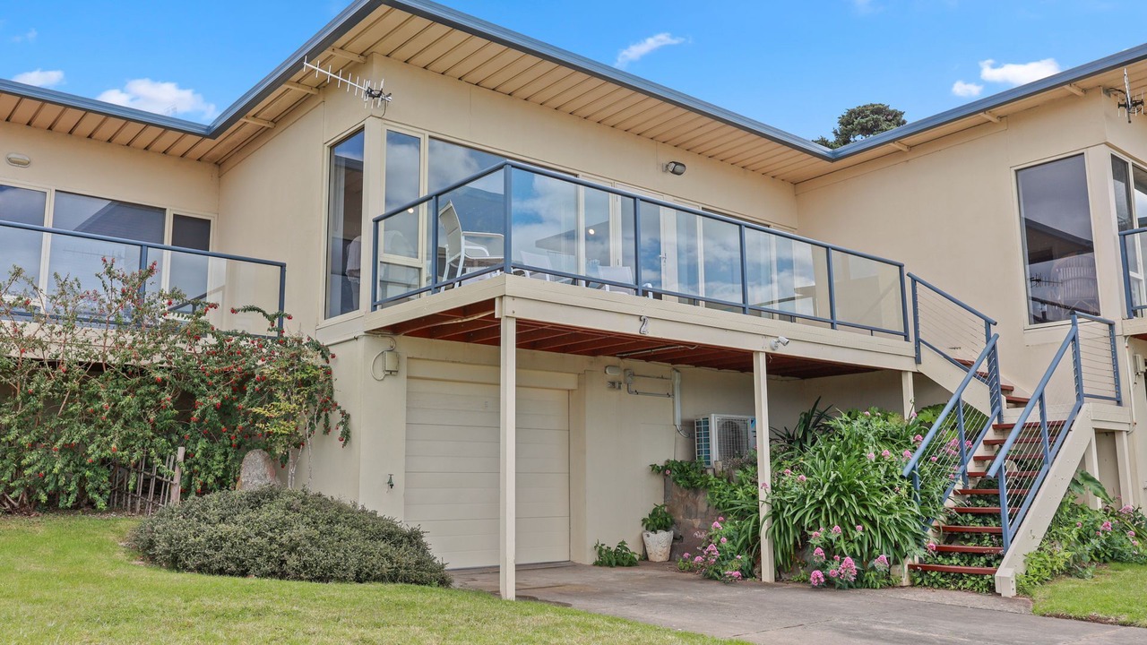 Photo of Outdoor in McCracken