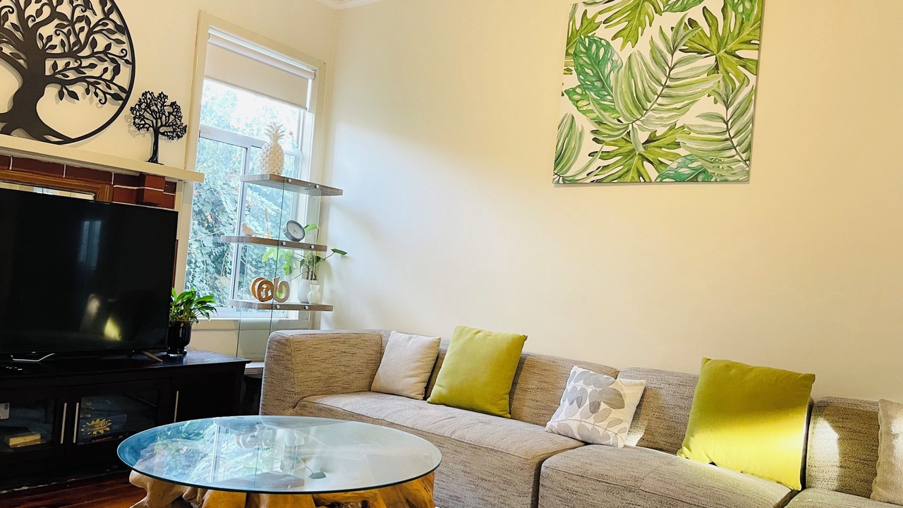 Photo of Livingroom in Sunshine