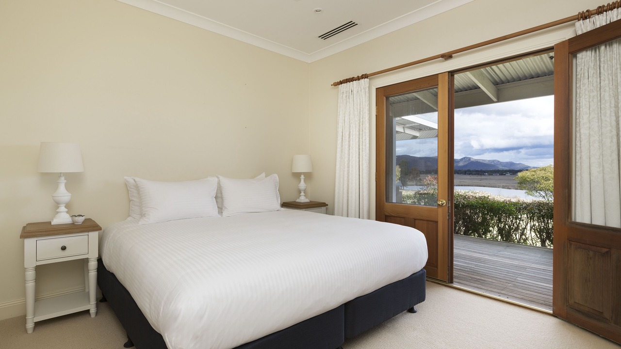 Photo of Bedroom in Broke