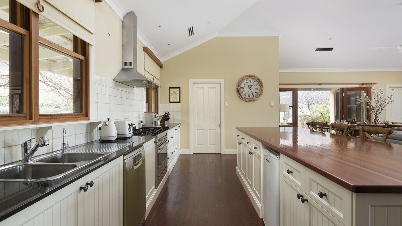 Photo of Kitchen in Broke