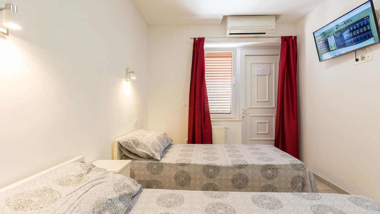 Photo of Bedroom in Popovici