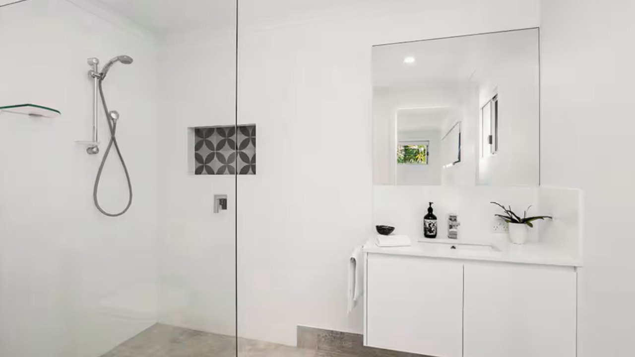 Photo of Bathroom in Suffolk Park