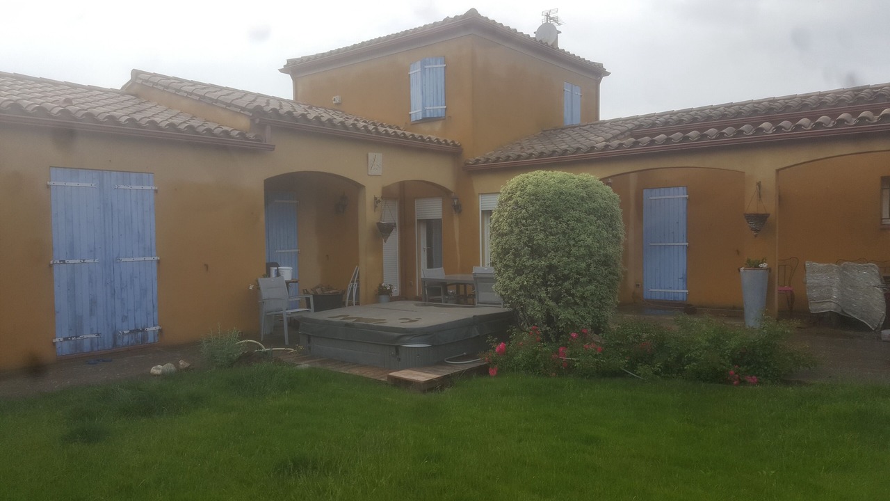 Photo of Patio Balcony in Floure