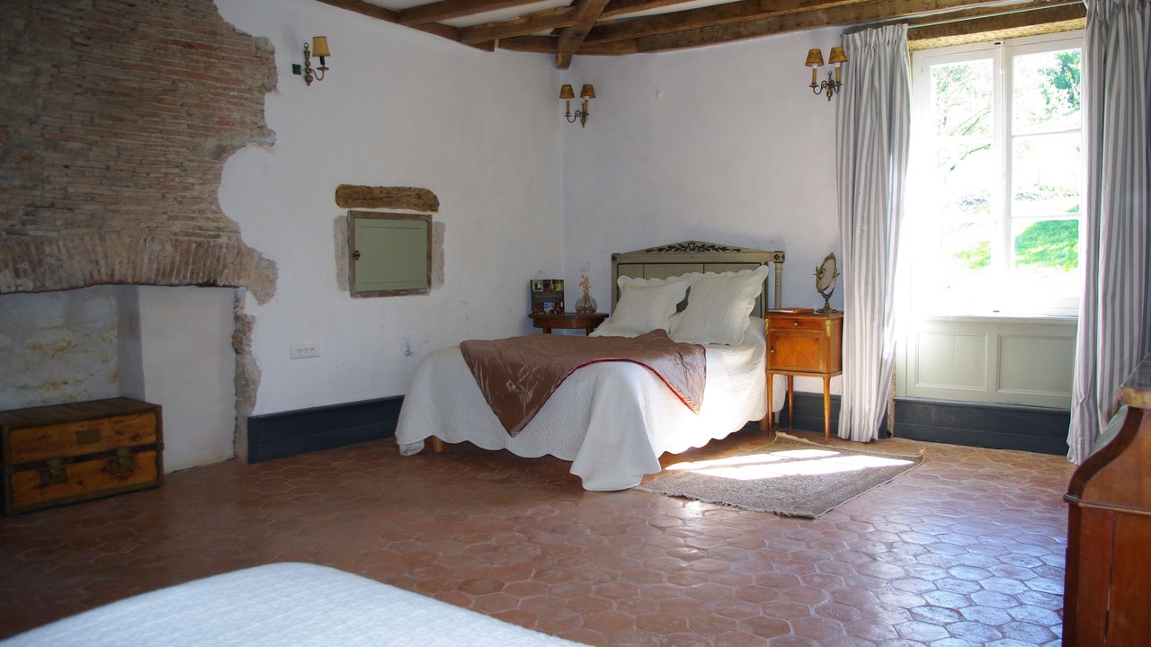 Photo of Bedroom in Bussy-la-Pesle