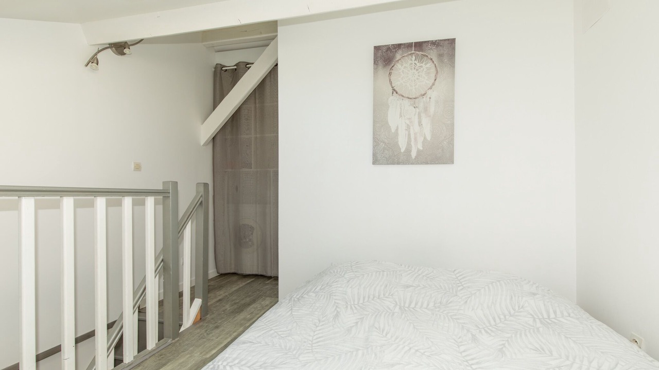 Photo of Bedroom in Les Arceaux