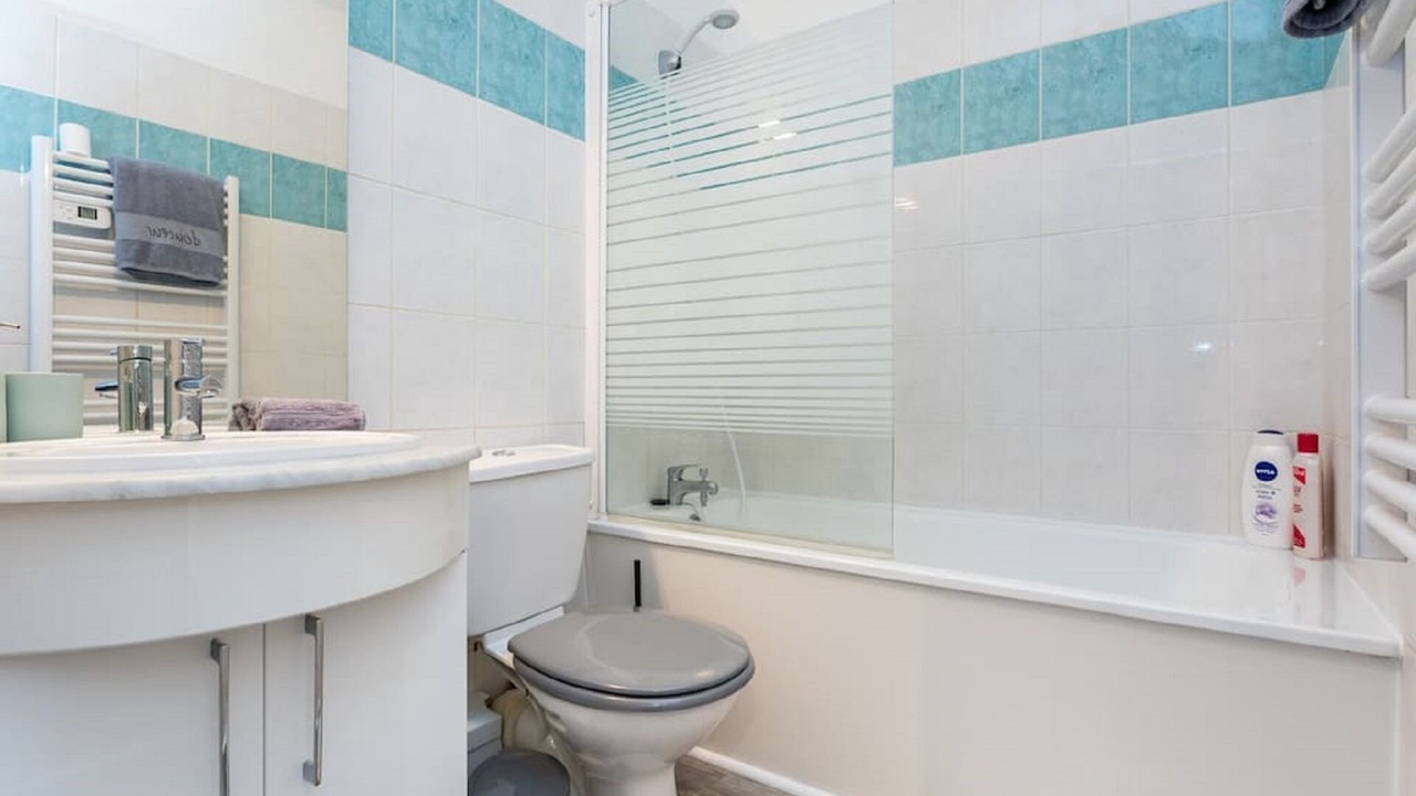 Photo of Bathroom in Les Arceaux