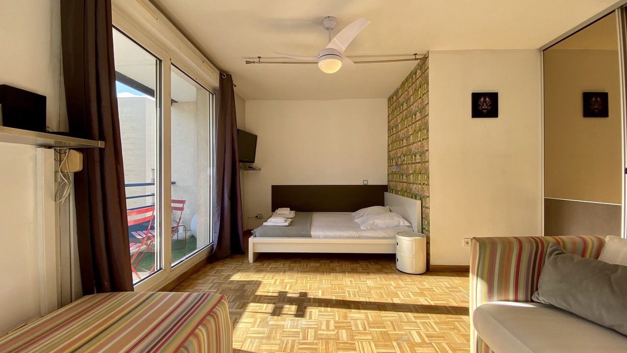 Photo of Bedroom in Yves Farge - Le Fleuve