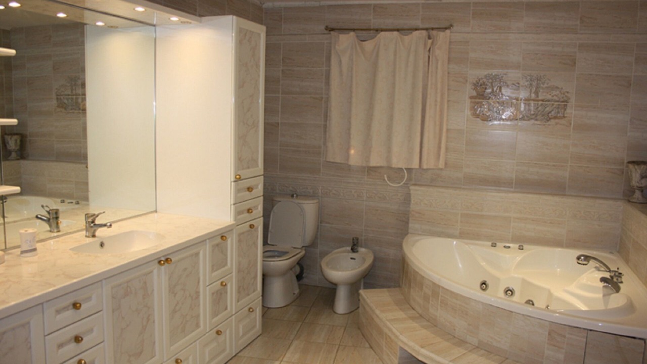 Photo of Bathroom in Serignan-du-Comtat