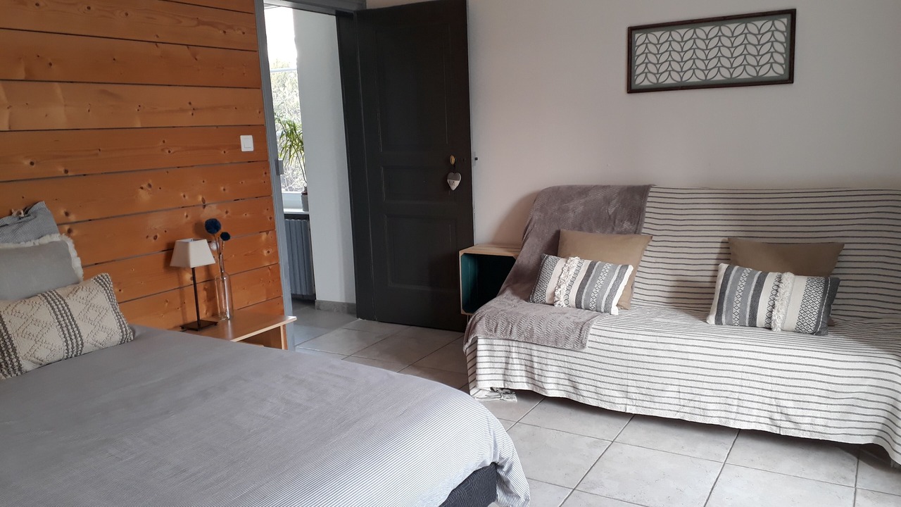 Photo of Bedroom in Lacroix-sur-Meuse