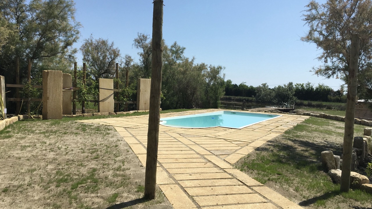 Photo of Outdoor in Saint-Laurent-d'Aigouze