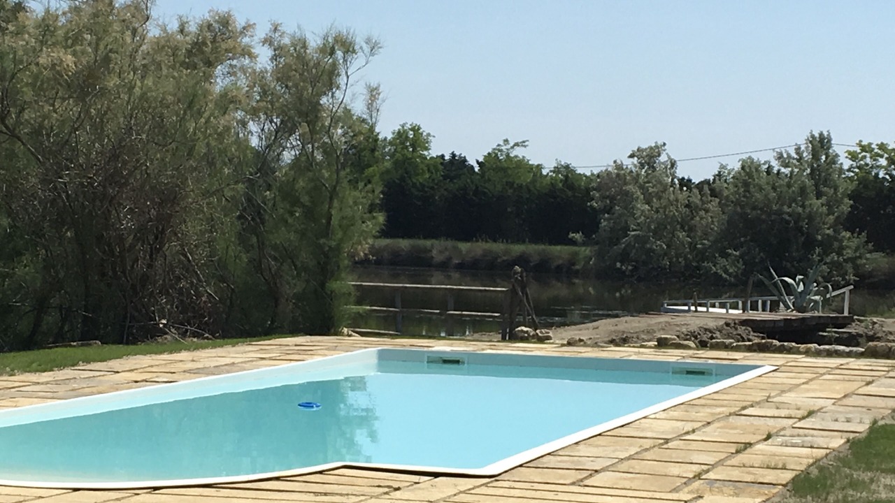 Photo of Outdoor in Saint-Laurent-d'Aigouze