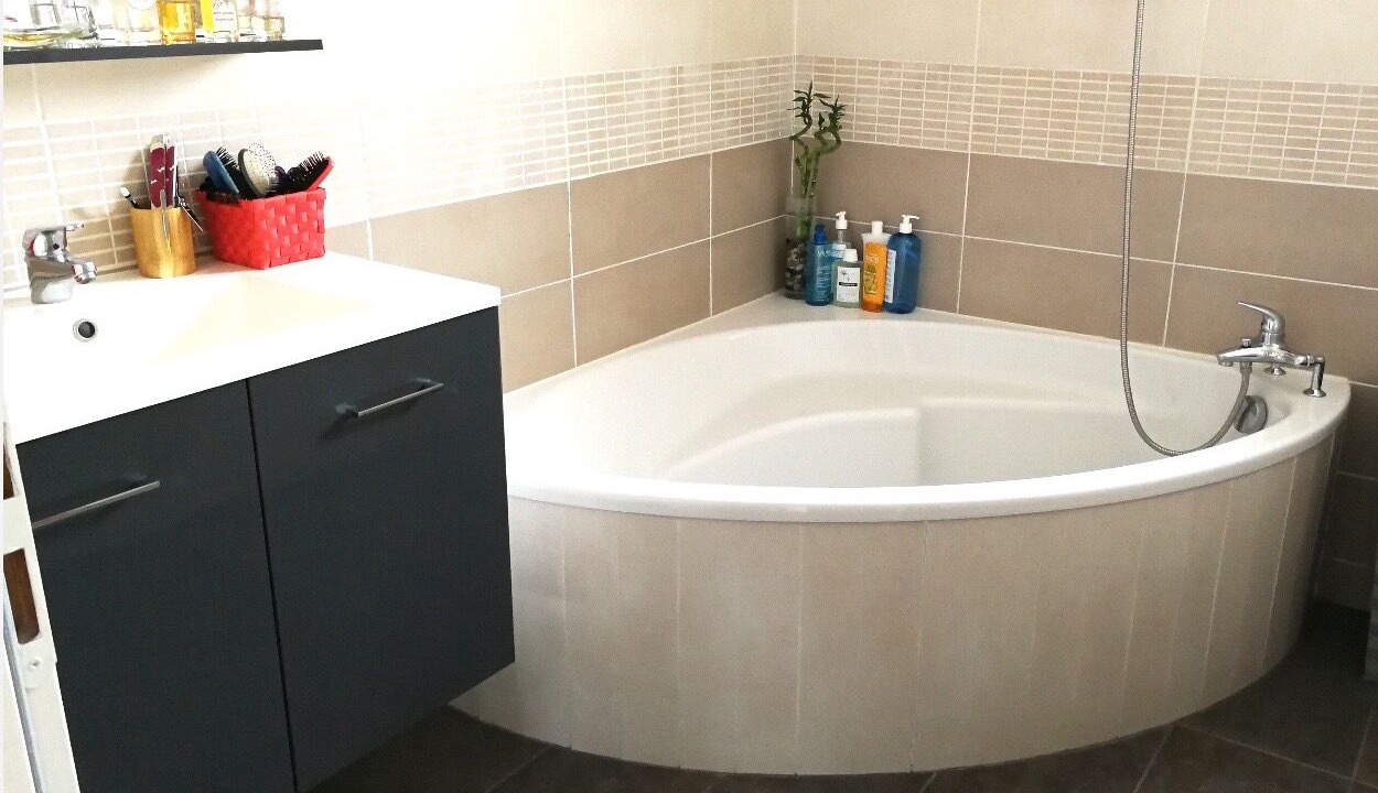 Photo of Bathroom in Saint-Gely-du-Fesc