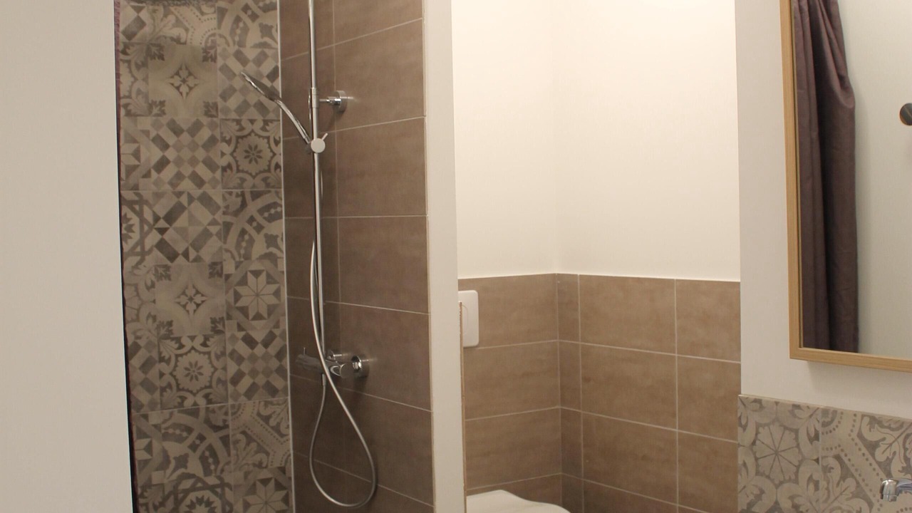 Photo of Bathroom in Bedarrides