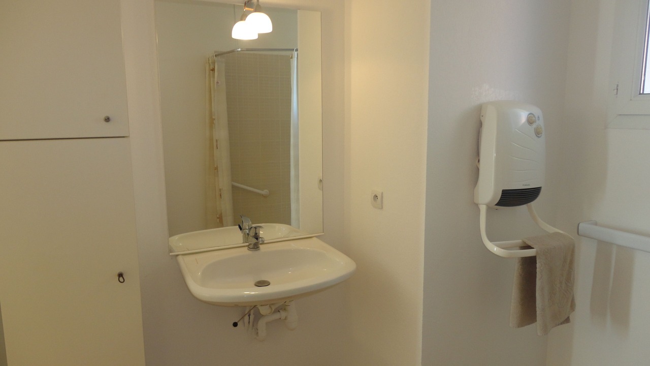 Photo of Bathroom in Homps