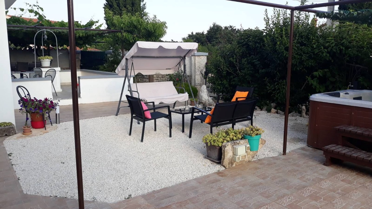 Photo of Outdoor in Gajana