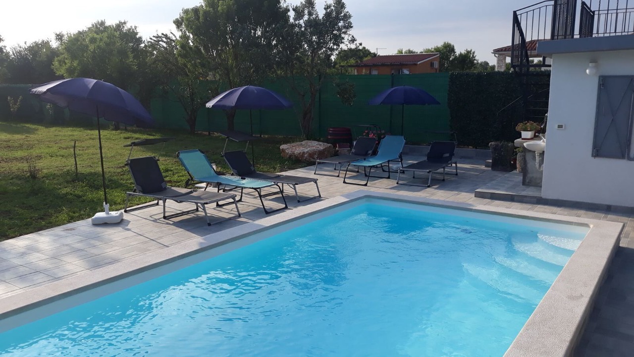Photo of Outdoor in Gajana