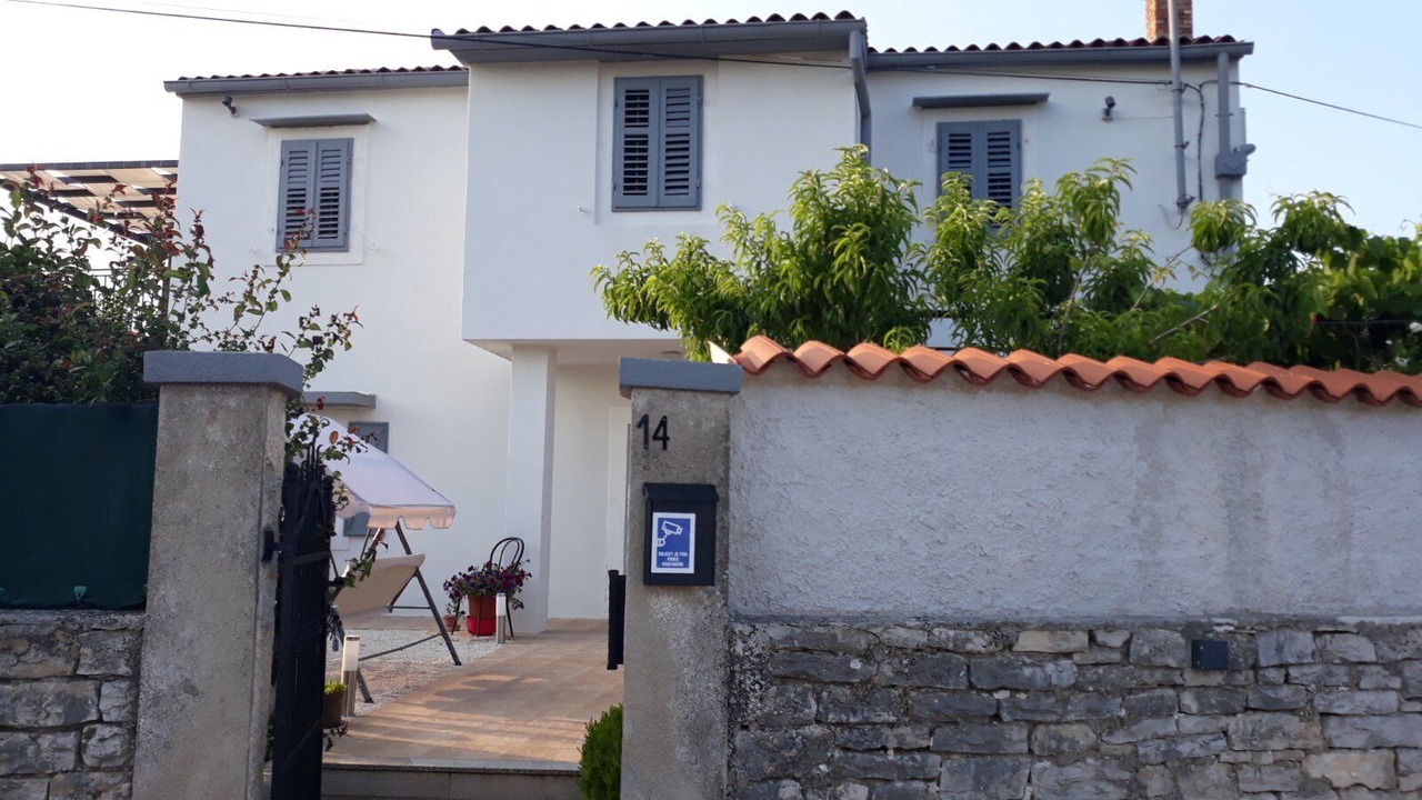 Photo of Outdoor in Gajana