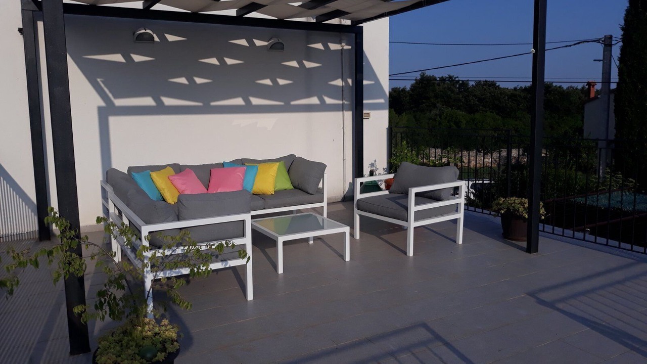 Photo of Patio Balcony in Gajana