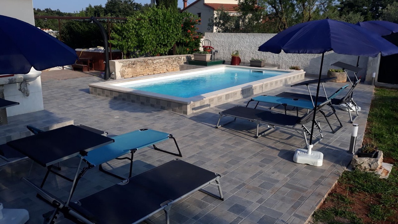 Photo of Outdoor in Gajana