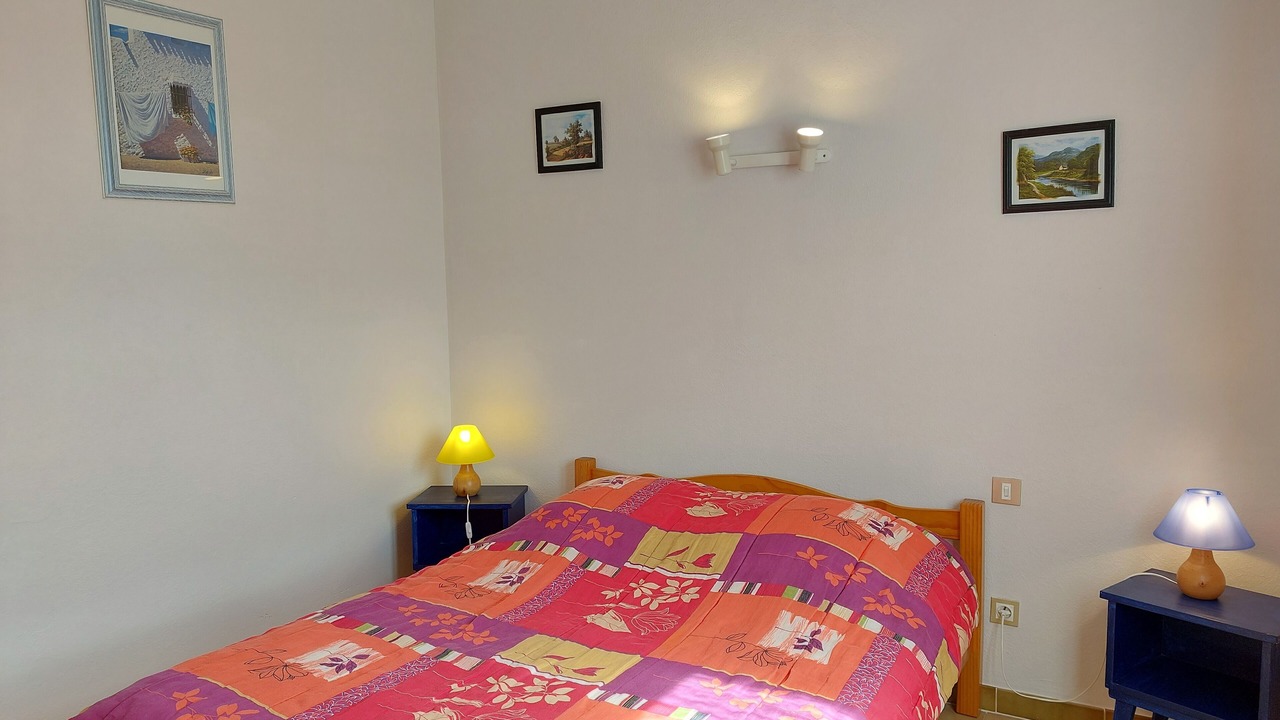 Photo of Bedroom in Bessas