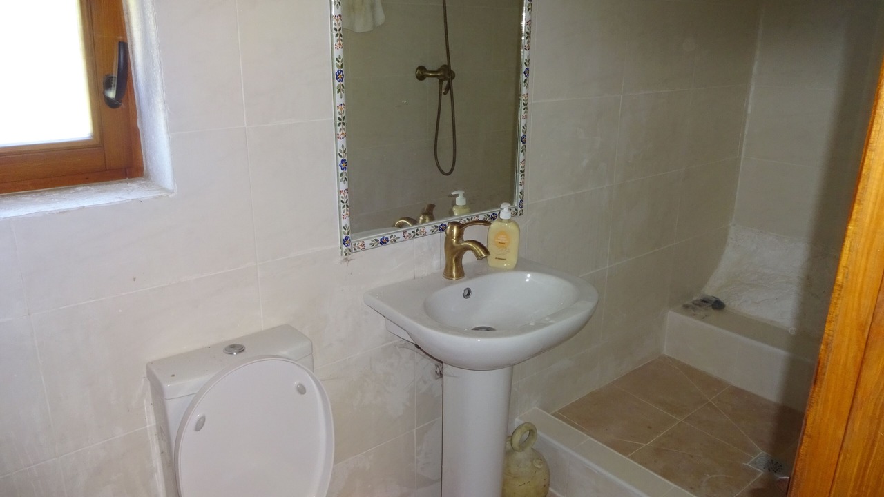 Photo of Bathroom in Valderrobres