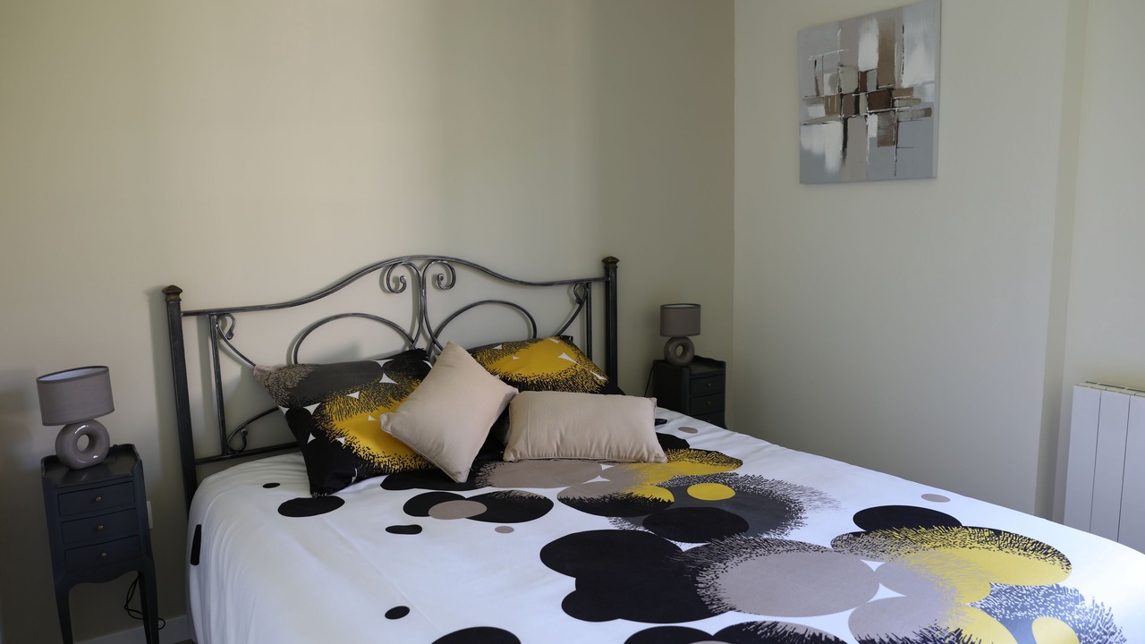 Photo of Bedroom in Bosgouet