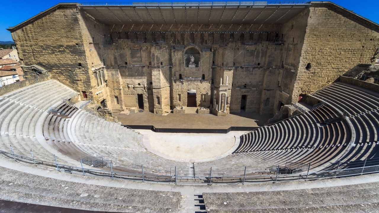 Photo of Others in Camaret-sur-Aigues