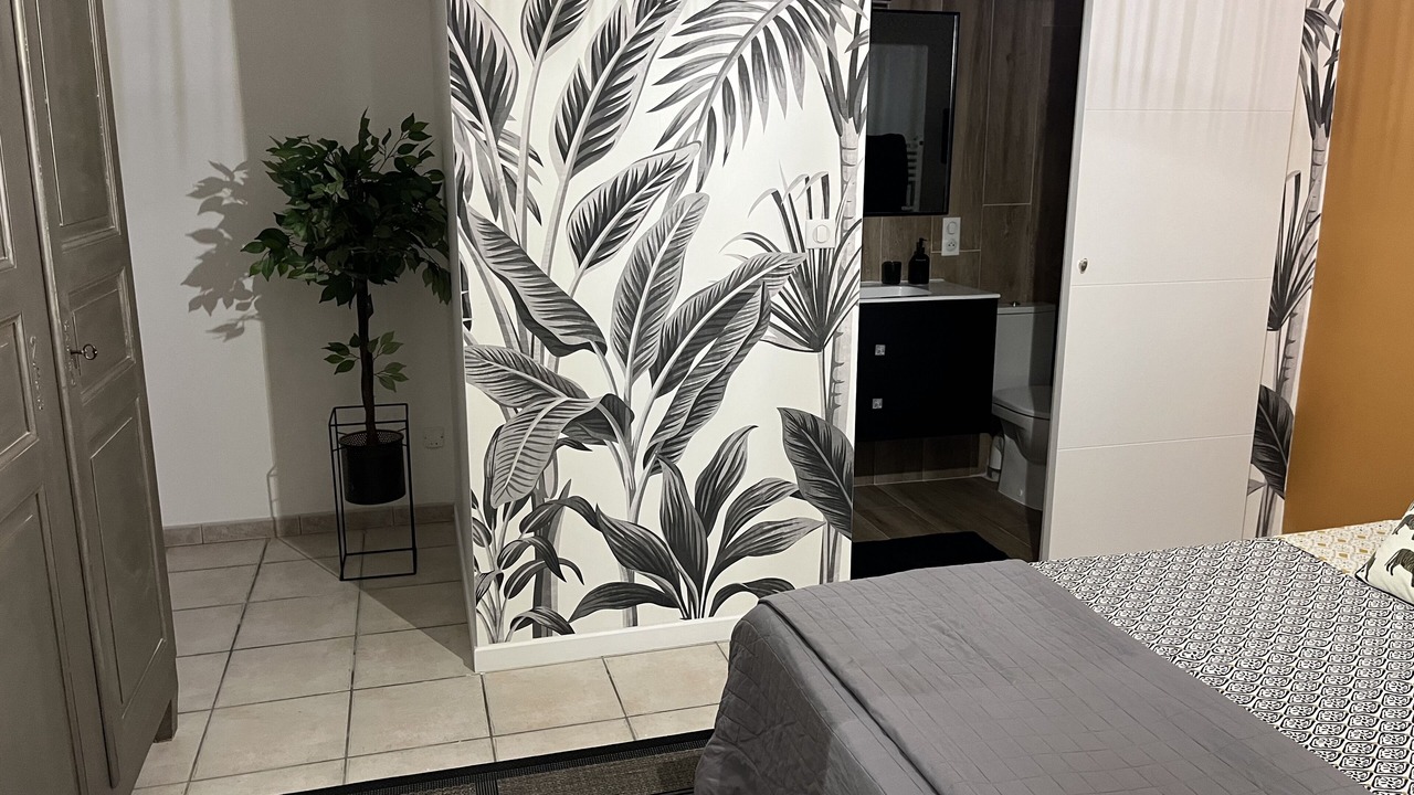 Photo of Bedroom in Jonquieres