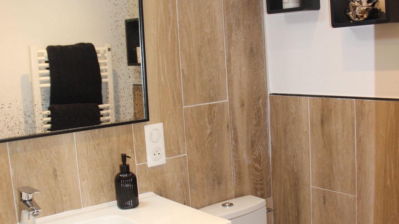 Photo of Bathroom in Jonquieres