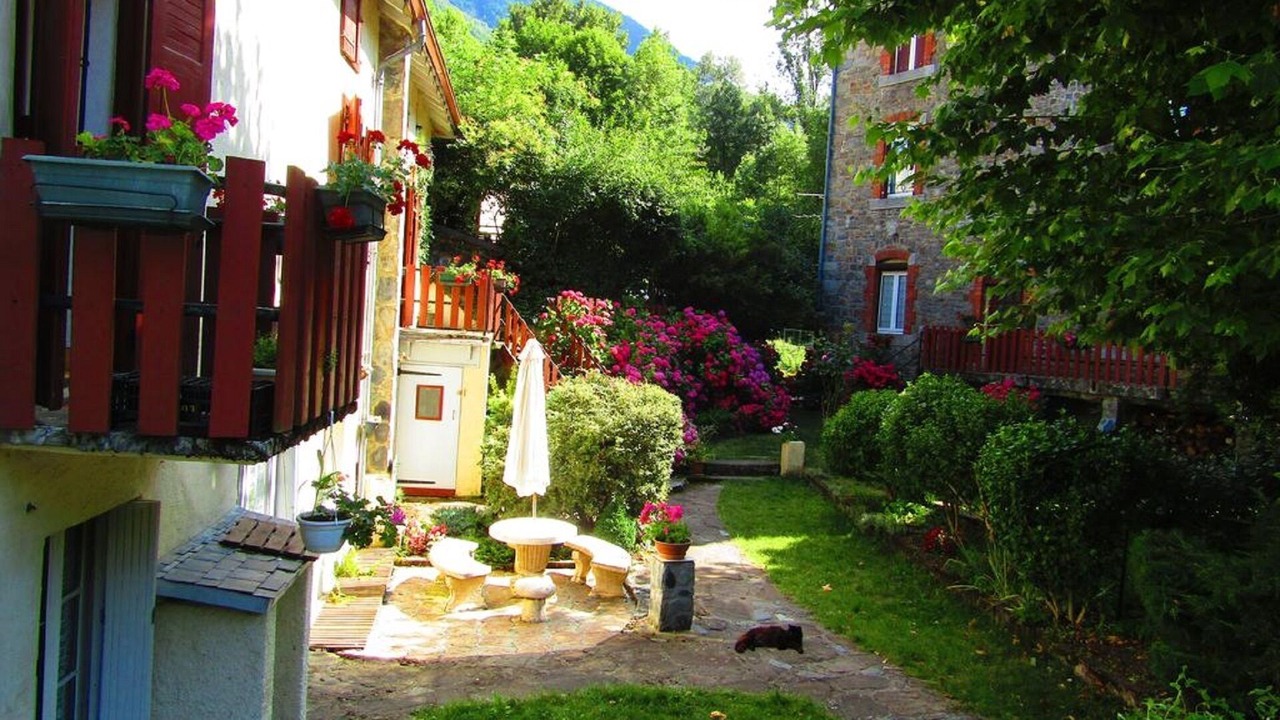 Photo of Outdoor in Chateau-Verdun