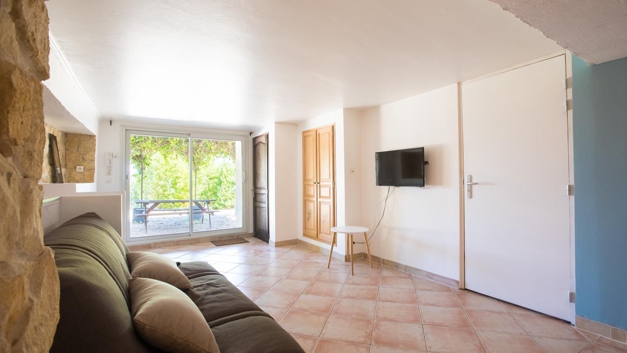 Photo of Livingroom in Bourg-Saint-Andeol