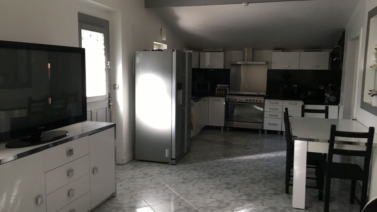 Photo of Kitchen in Lambesc
