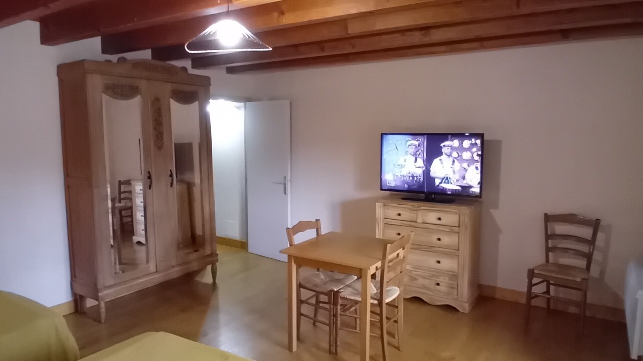 Photo of Bedroom in Issoudun-Letrieix