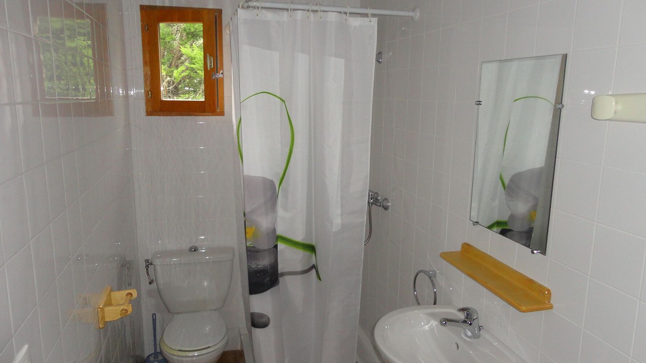 Photo of Bathroom in Revel