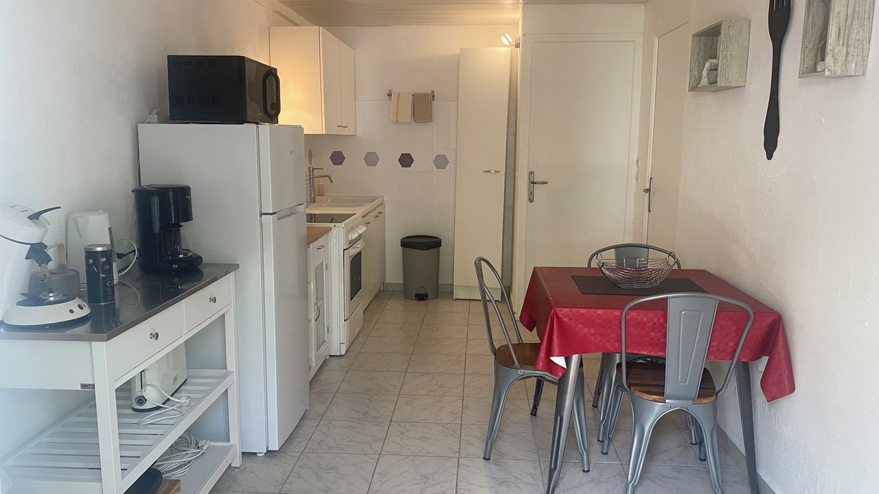 Photo of Kitchen in Salavas