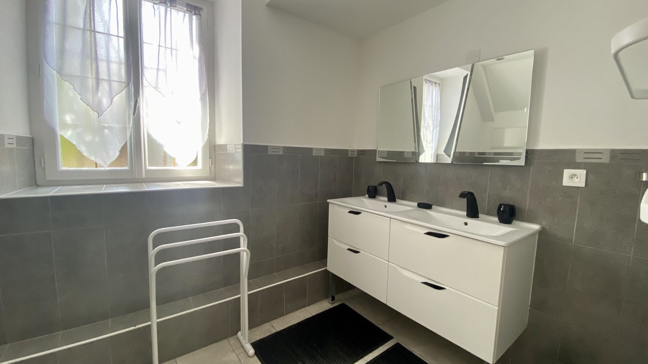 Photo of Bathroom in Salavas