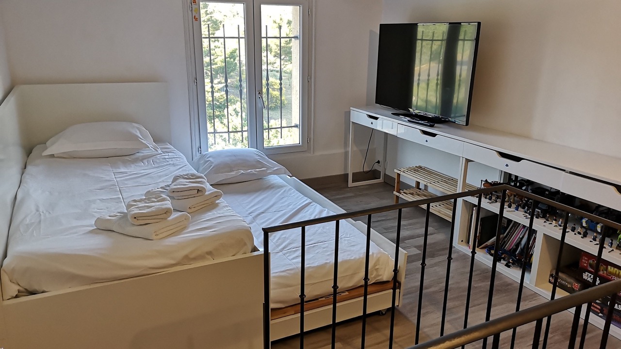 Photo of Bedroom in Ongles